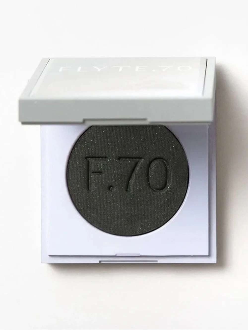 Flyte 70 makeup 7pcs bundle - Picture 9 of 12